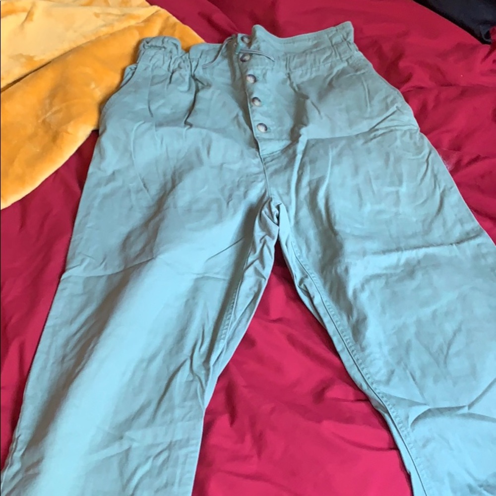Urban green pants with drawstring high rise